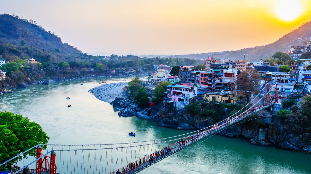 Day 8: Rishikesh to Haridwar | Experience the Spiritual Atmosphere of the Evening Ganga Aarti